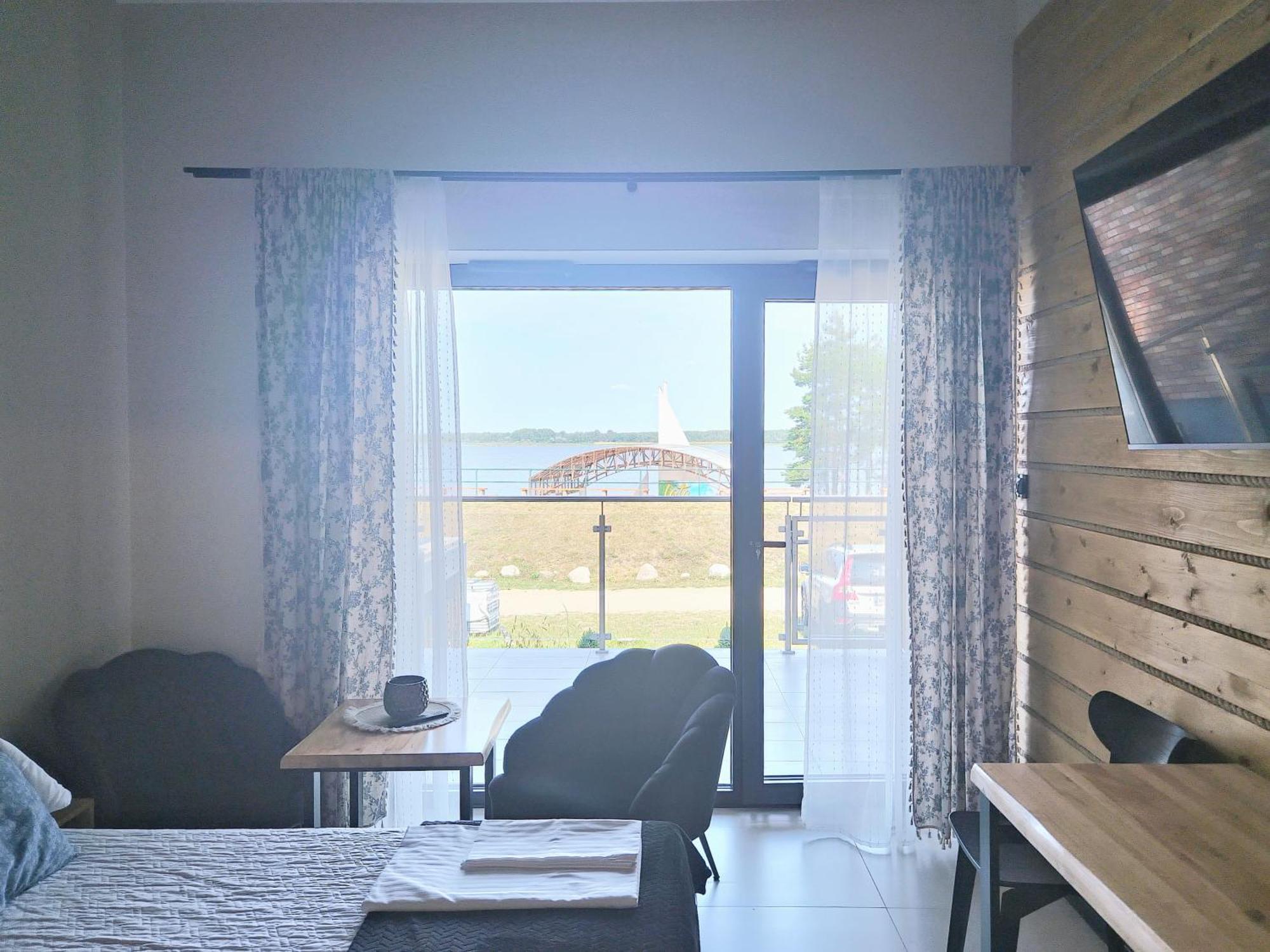 Apartmán Zubr Nad Zalewem Luka Exteriér fotografie